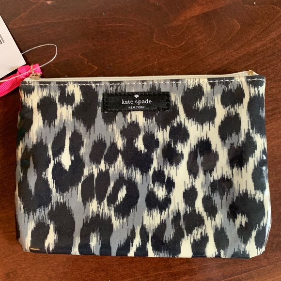 kate spade Handbags - Kate Spade | NWT Leopard Wristlet